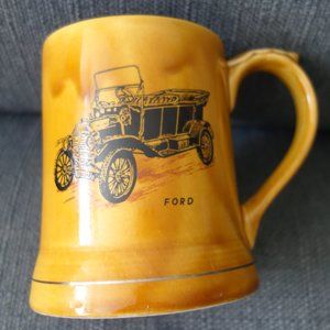 A "MOKO" PRODUCT by WADE England 1912 FORD MODEL "T" Beer Stein